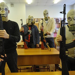 В России захотели обучать школьников защите Родины