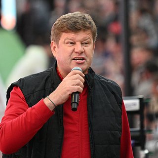 Губерниев обратился к Загитовой после инцидента с проездом на красный свет