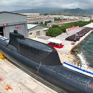 КНДР спустила на воду подводную лодку с тактическим ядерным оружием