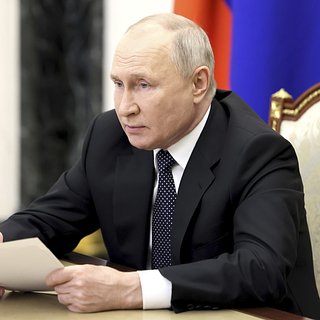 Стало известно о возможной встрече Путина с избранными главами регионов