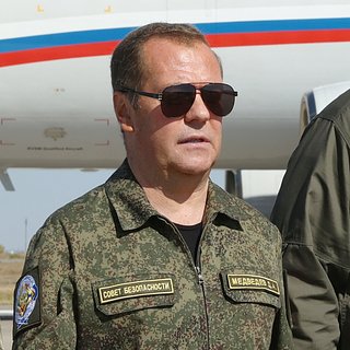 Медведев пообещал больше новых регионов в составе России