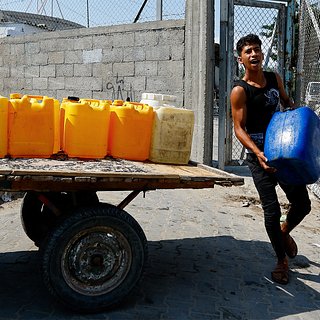 В Израиле назвали условие для возобновления поставок топлива и воды в Газу