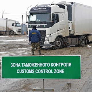 Стало известно о прекращении поставок в Россию товаров из Казахстана