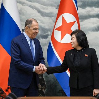 Лавров посоветовал россиянам отдыхать в Северной Корее