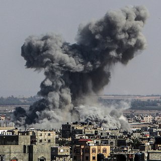 Жертвами удара по церкви в секторе Газа назвали десятки человек