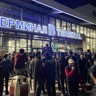 Глава Дагестана заявил о причастности Киева к беспорядкам в аэропорту Махачкалы