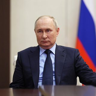 Путин заявил о растущих выше инфляции доходах россиян