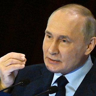 Путин отреагировал на объявление русских некоренной нацией на Украине
