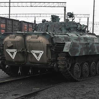 На российской военной технике заметили новый символ