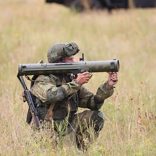 Российские военные получат беспилотники с огнеметами
