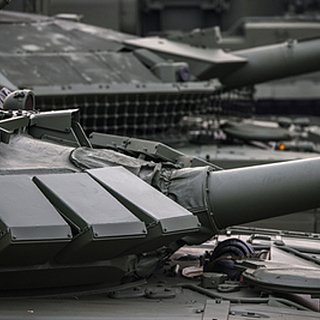 Добровольцы в зоне СВО поразили опорный пункт ВСУ из новейших российских танков