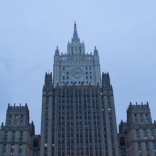 МИД России обвинил Запад в запрете Киеву вести переговоры с Москвой