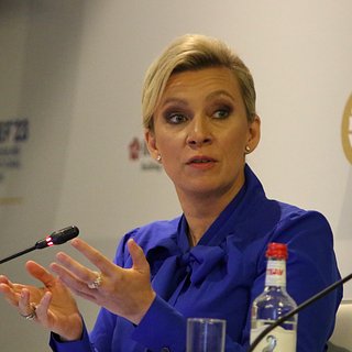 Захарова отреагировала на претензии Бербок к Лаврову
