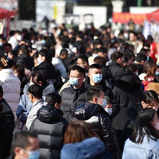 Молодежь в Китае разочаровалась в городской жизни