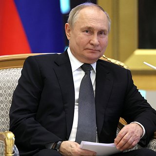 В Кремле заявили о де-факто начавшейся предвыборной кампании Путина
