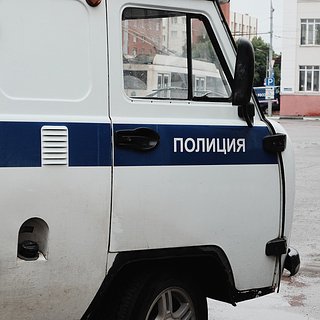Посетители бара устроили драку со стрельбой в российском городе