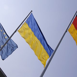 Германию предостерегли от втягивания в конфликт на Украине