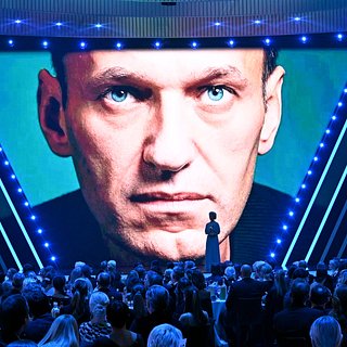 МИД призвал США проявить сдержанность по поводу смерти Навального