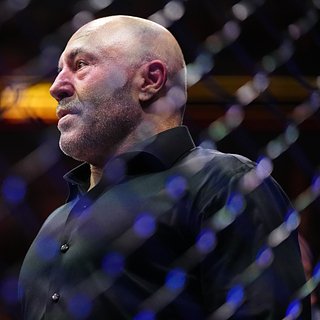 Глава UFC рассказал о подарке Путина Нурмагомедову