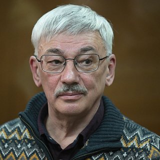 Сооснователя «Мемориала» приговорили за дискредитацию Российской армии