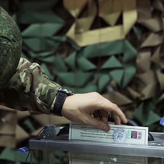 В Минобороны России рассказали о досрочном голосовании в зоне СВО