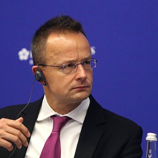 В Венгрии поддержали «разумное» решение Шольца не отправлять ракеты Украине