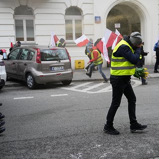 Польская оппозиция анонсировала крупную акцию протеста в Варшаве