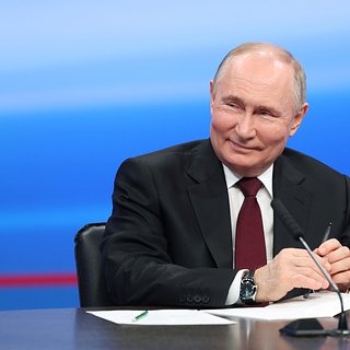 МИД Китая поздравил Путина с победой на выборах президента России