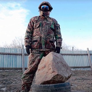 Россиянин нашел 300-килограммовый метеорит и выставил его на продажу за миллионы