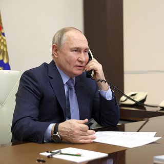 Путин созвонился с премьер-министром Индии