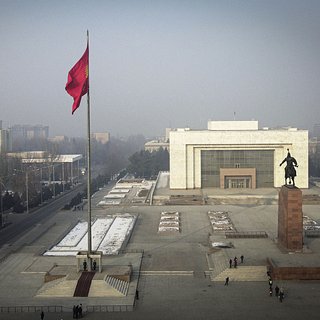 США забеспокоились из-за принятого в Киргизии закона
