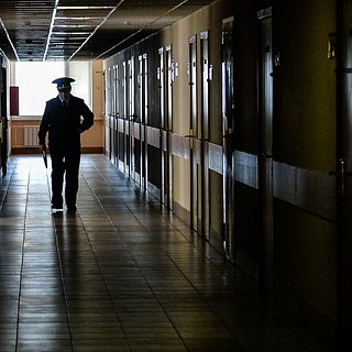 Задержанного в России за незаконную миграцию главу отдела полиции уволят