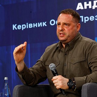 Глава офиса Зеленского назвал сроки якобы планируемого наступления на Харьков
