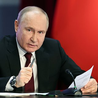 Путин поручил выделить деньги на развитие космической ядерной энергетики