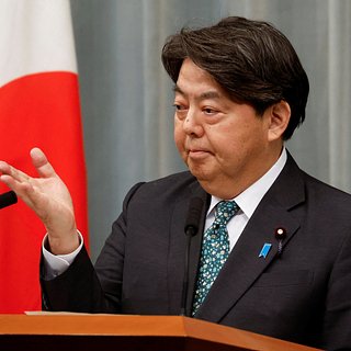 В Японии высказались по поводу вето РФ по резолюции о ядерном оружии в космосе